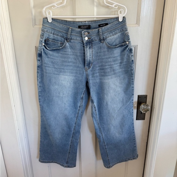 Judy Blue wide crop Jean size 14W - Picture 1 of 7